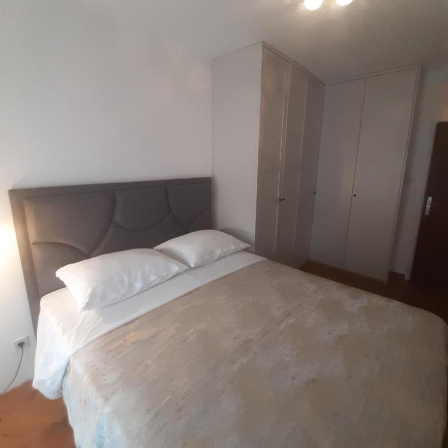 Apartment Navigare Zara Esterno foto
